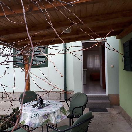 טרוגיר Seaside Apartment For 2 P מראה חיצוני תמונה